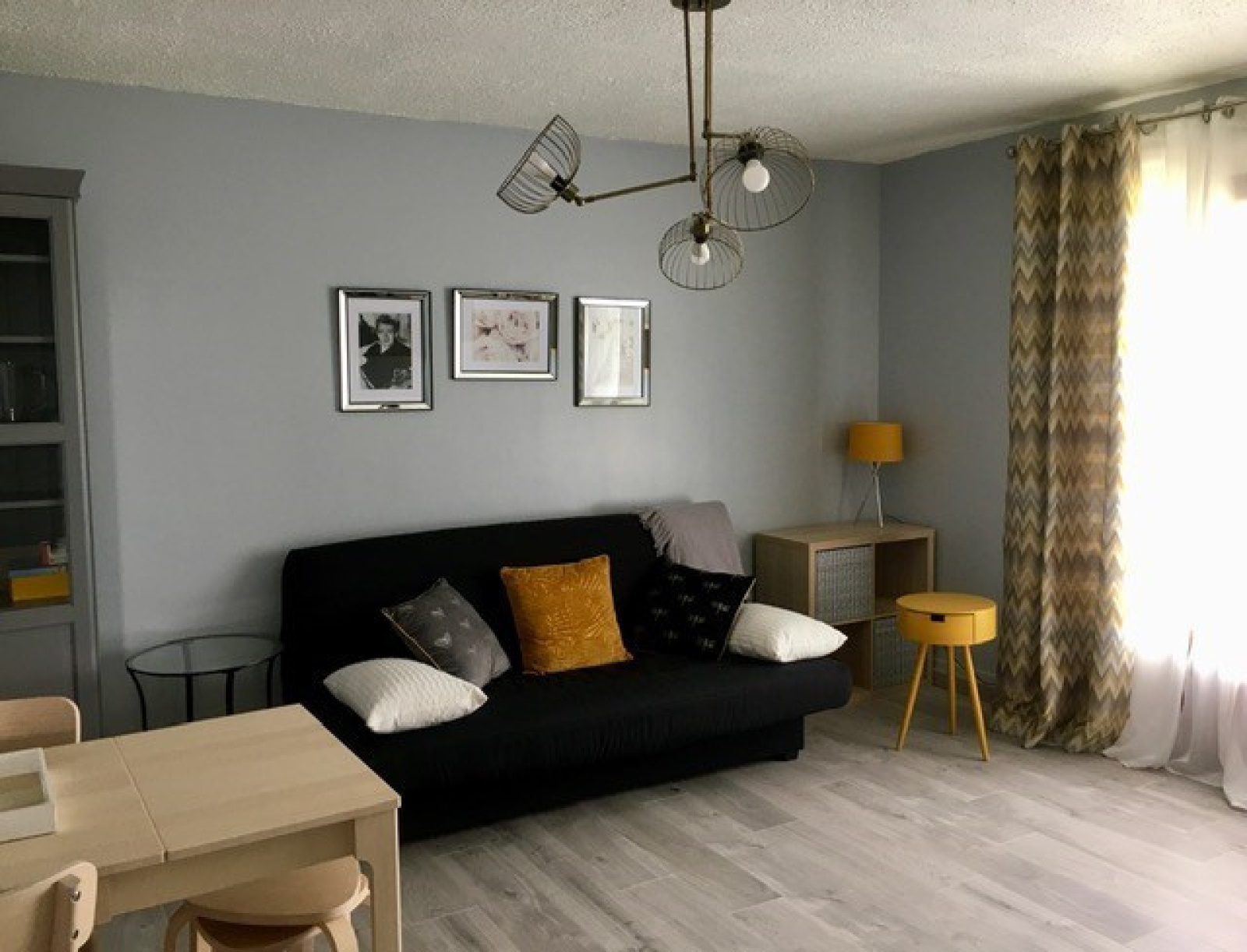 Image_, Studio, Montgeron, ref :ROYEF1