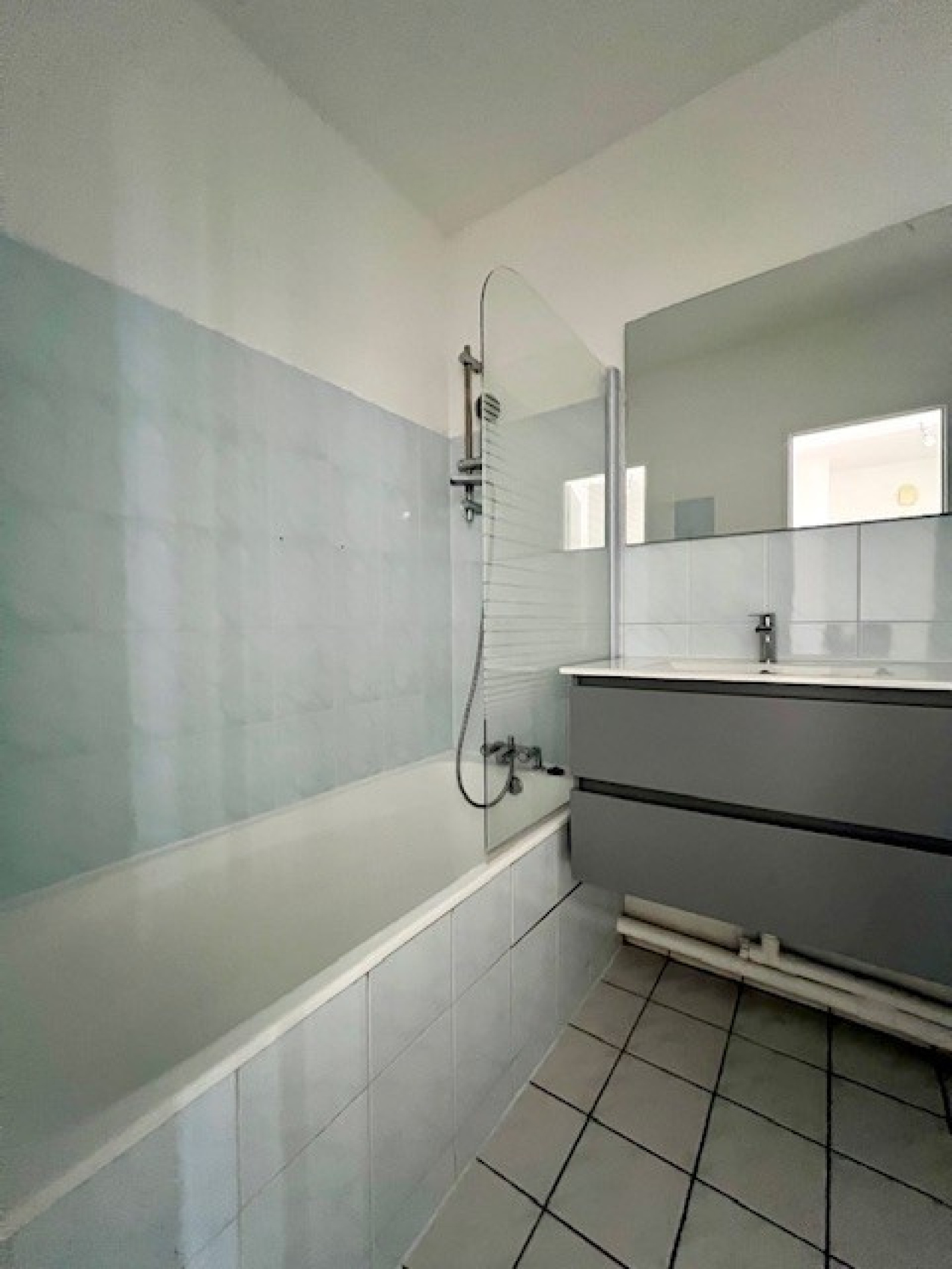 Image_, Studio, Yerres, ref :LALOF1