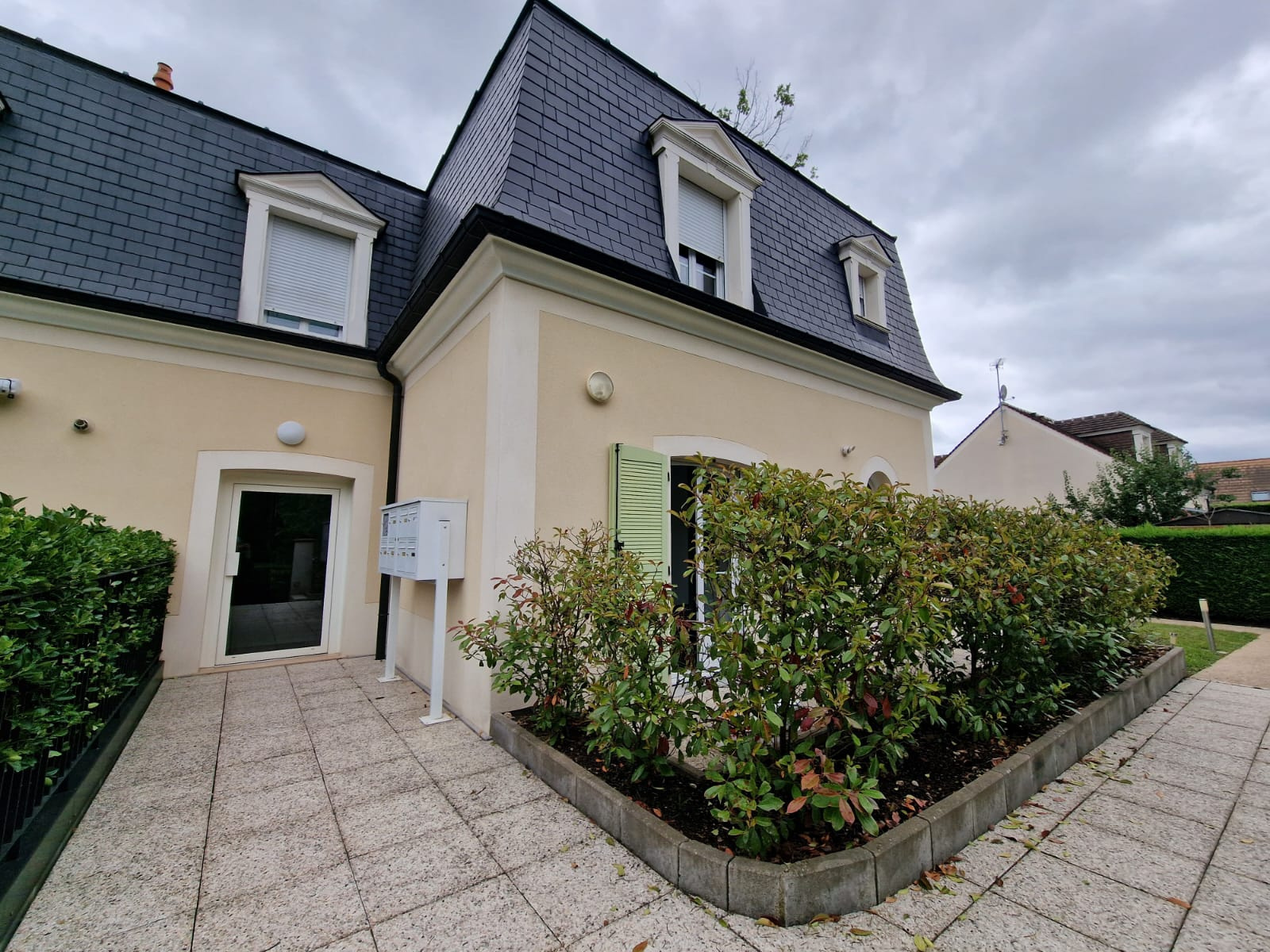 Image_, Studio, Yerres, ref :LST260005886