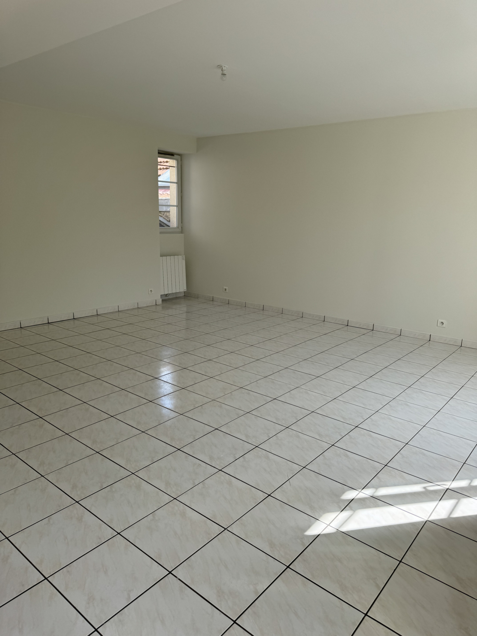 Image_, Duplex, Montgeron, ref :LDU50005591